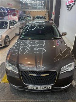 كرايسلر 300